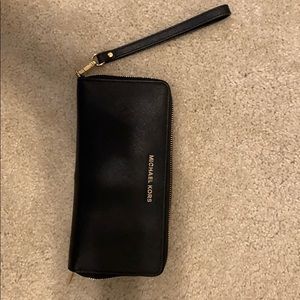 Michael Kors wristlet wallet